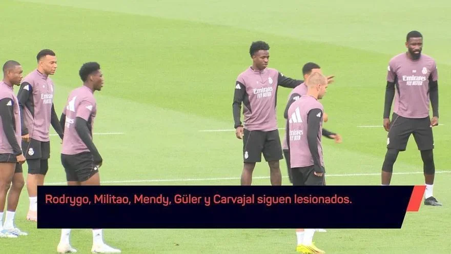 Tchouaméni y Mbappé entrenan con normalidad antes del 'Clásico'